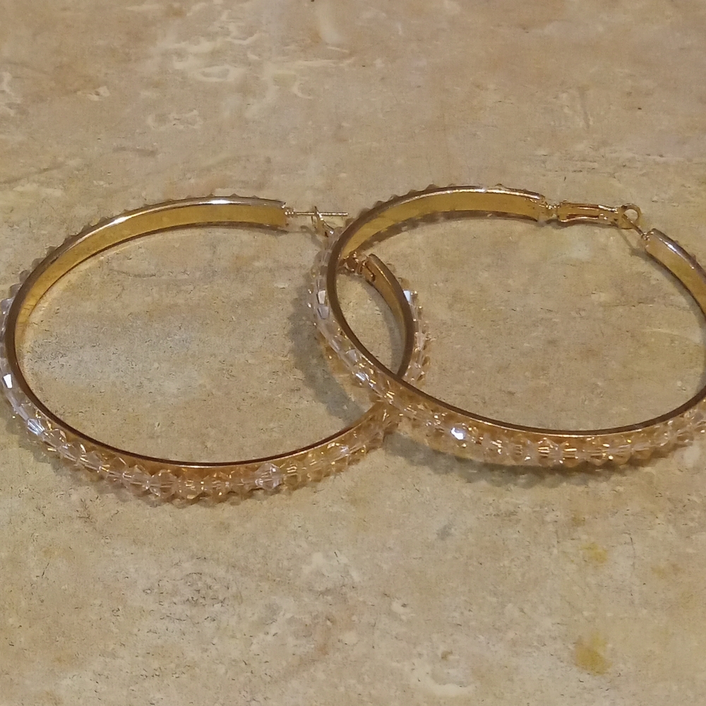Chic Gold Crystal Hoop Earrings NWOT